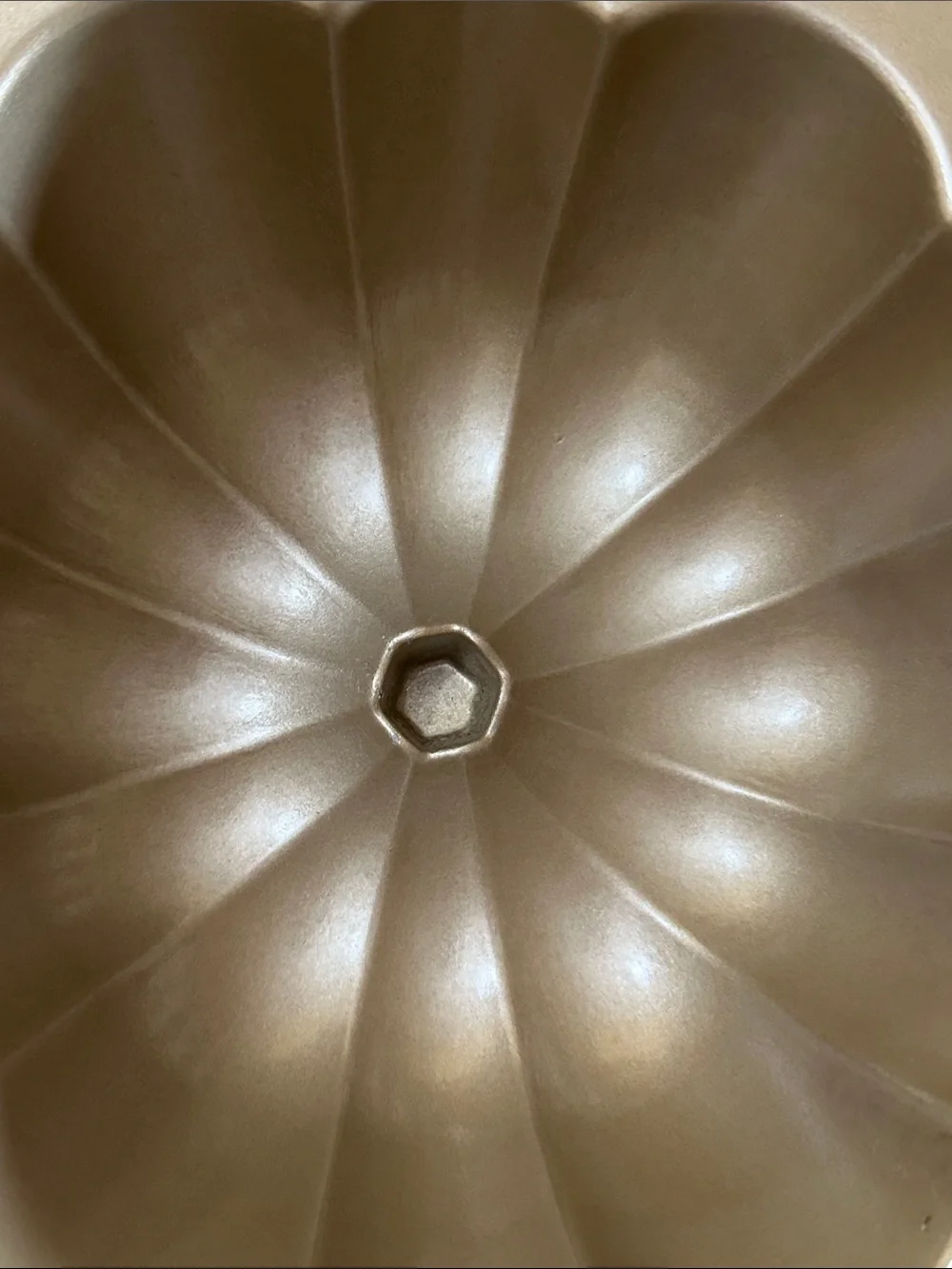 Nordic Ware “The Great Pumpkin Pan” 3D Pumpkin Bundt Pan - gold tone color